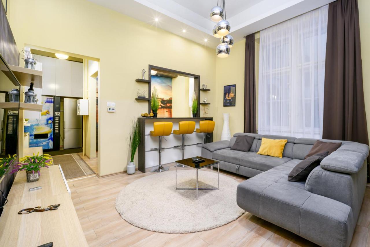 Downtown Deluxe-Two Bedroom Apartment With Sauna Budapest Exteriör bild